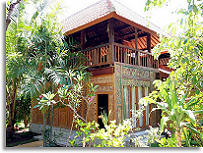 Deluxe Bungalow - Pondok Sari Beach Resort - Bali
