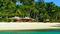 Strand auf Sahaung - Sulawesi Indonesien