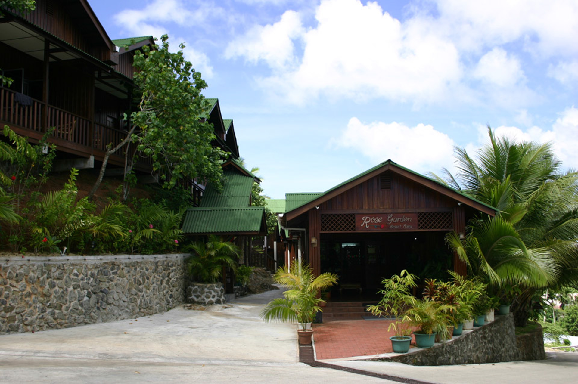Rose Garden Resort Palau, Koror Scuba Native Tauchreisen