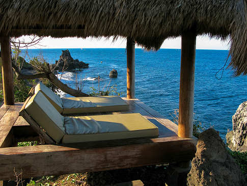 Einfach mal entspannen im Alam Batu Beach Resort – Bali, Indonesien 