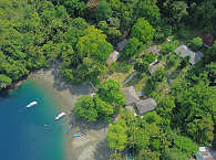 Tauchresort inmitten des Waldes 