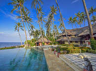 Infinity-Pool des Tauchresorts 