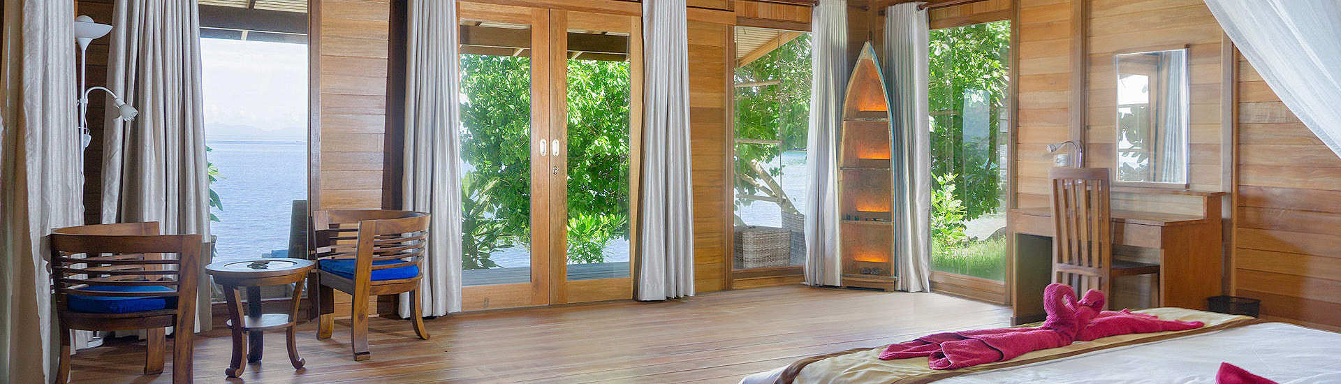 Bungalow im Sali Bay Resort – Molukken, Indonesien
