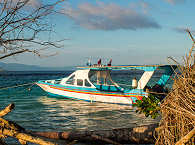 Eines der Tauchboote der Celebes Divers 