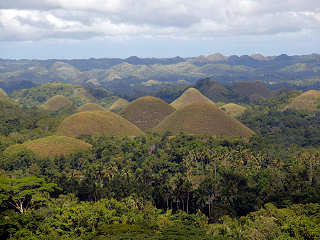 Landtouren zu den Chocolate Hills auf Bohol, Philippinen 