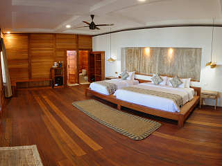 Superior-Bungalow mit Doppelbett + Einzelmatratze 