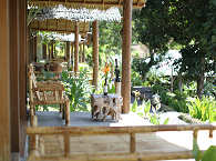 möblierte Veranden der Deluxe Bungalows 