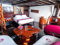 opulente Master-Suite auf dem Hauptdeck 