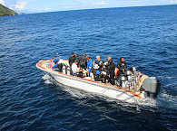 Tauchboot der Dewi Nusantara · Tauchen Raja Ampat 
