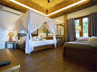 In einem der Bungalows mit Doppelbett 