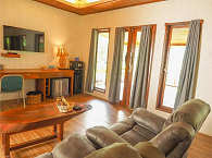 Wohnbereich der Suite (Bungalow #10) 