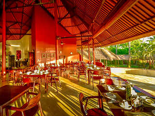 Offenes Restaurant im Haupthaus 