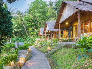 Seaview Deluxe Cottages 