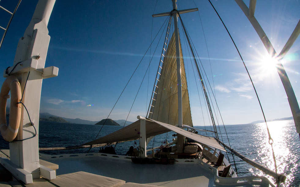 Tauchsafaris in Indonesien · EcoPro Duyung Baru in Komodo 