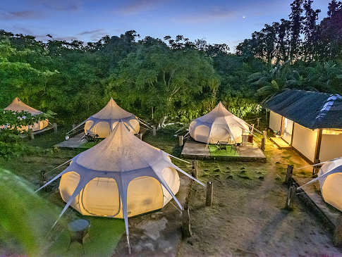 Glamping-Zelte · Tauchercamp auf Cagayan 