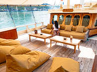 Hauptdeck der Ecopro Dyung Baru · Safariboot Komodo 