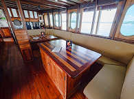 Salon der Ecopro Dyung Baru · Liveaboard Komodo 