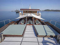Hauptdeck der Emperor Harmoni 