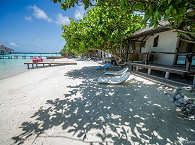 Bungalows direkt am weißen Sandstrand 