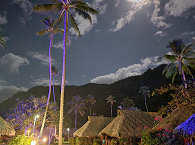 Hotel Hibiscus auf Moorea im Mondschein 