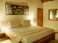 King-Size-Doppelbett in 4 Bungalows 