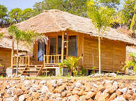 freistehende Bungalows am Privatstrand 