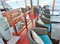 Offene Bar auf dem Oberdeck 