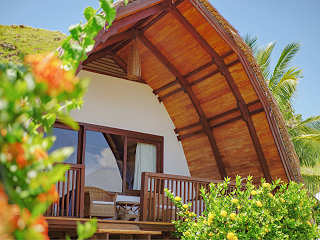 Deluxe Beach Bungalow 