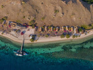 Komodo Resort auf Sebayur aus der Vogelperspektive 