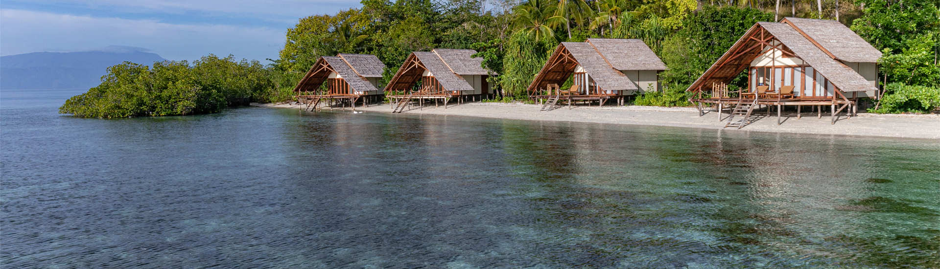 Elegante Anlage auf einer ansonsten unbewohnten Insel Halmaheras 