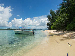 Tropischer Traumstrand – Lissenung Island 