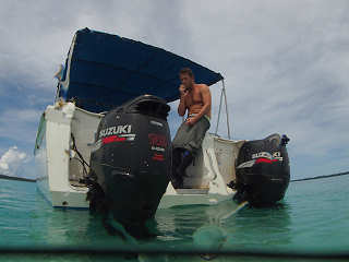 Komfortables Speedboot – Lissenung Island Resort 