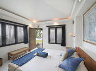 klimatisierte Bungalows mit Kingsize-Betten 
