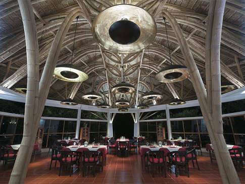 Offenes Restaurant im Tauchresort 