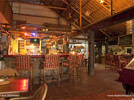 Restaurant und Bar des Kokay’s Tauchresort auf Malapascua 