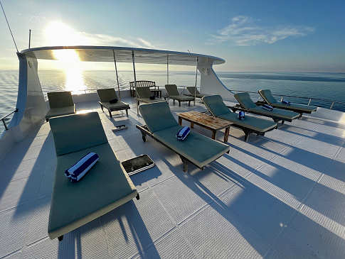 Sonnendeck der Moonima 