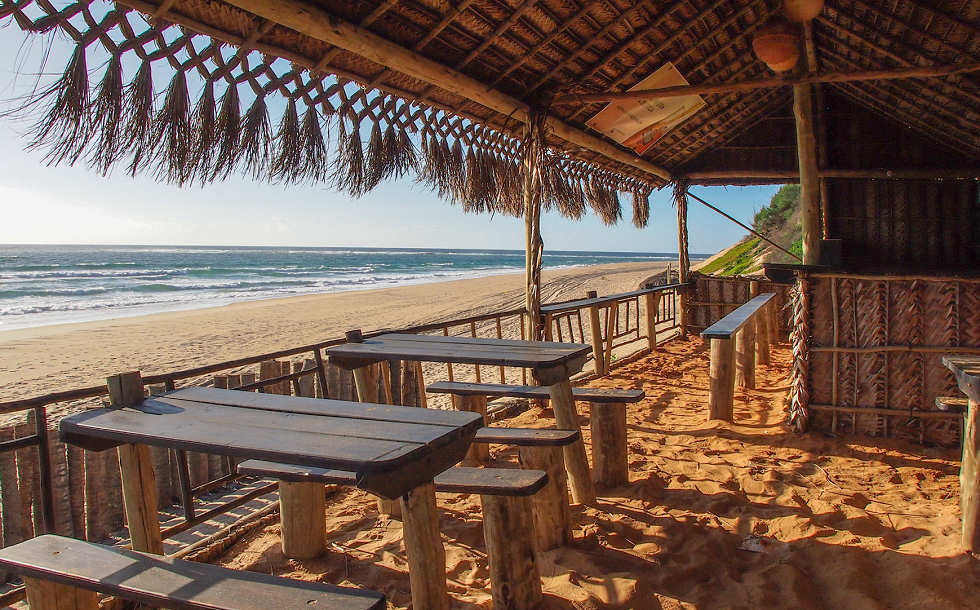 Strandbar in der Zavora Lodge – Mosambik 