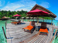 Sonnendeck mit Meerblick 
