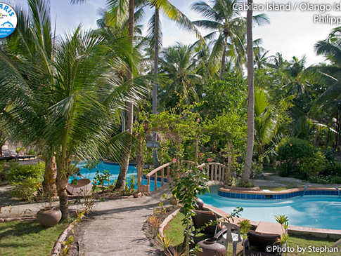 Poolanlage Im Polaris Beach Resort – Cabilao, Philippinen