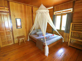 Budget Bungalow 