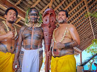 Reisen auf die Marquesas Inseln · Land der Männer »Te Henua Enata« 