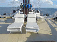 Sonnendeck der Dewi Nusatara · Liveaboard Indonesien 