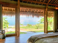Blick aus einem der SAVU-Beach Bungalows auf Pulau Pantar 