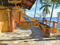 Sunset Dive Center auf Anda 