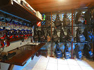 Tauchequipment von Mares und Aqualung 