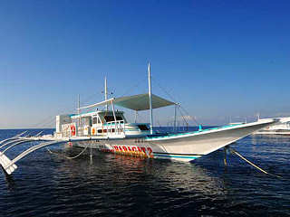 Traditionelle Banka – Tauchbasis Seaquest, Philippinen