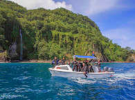 Tauchboot der Sea Hunter · Tauchsafaris Costa Rica 