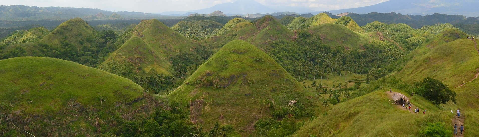 Tauchreisen Bohol · Chocolate Hills · Scuba Native