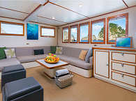 Salon der Sea Hunter · Safariboot Cocos 