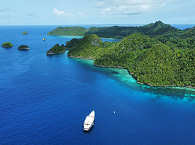 Tauchsafaris Raja Ampat · Indonesiens Korallendreieck 